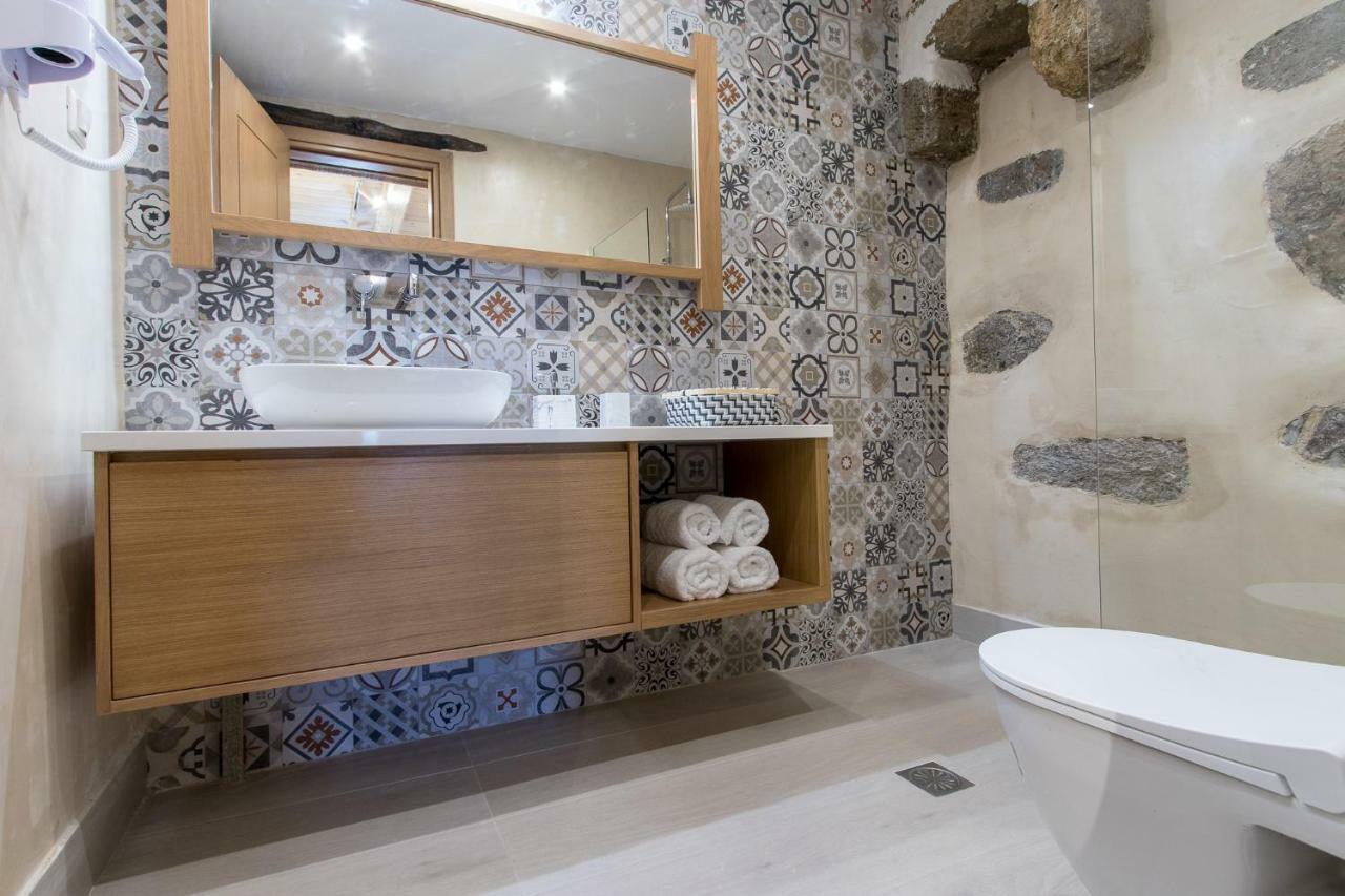 Stairs Homes & Suites Kamaria  Экстерьер фото